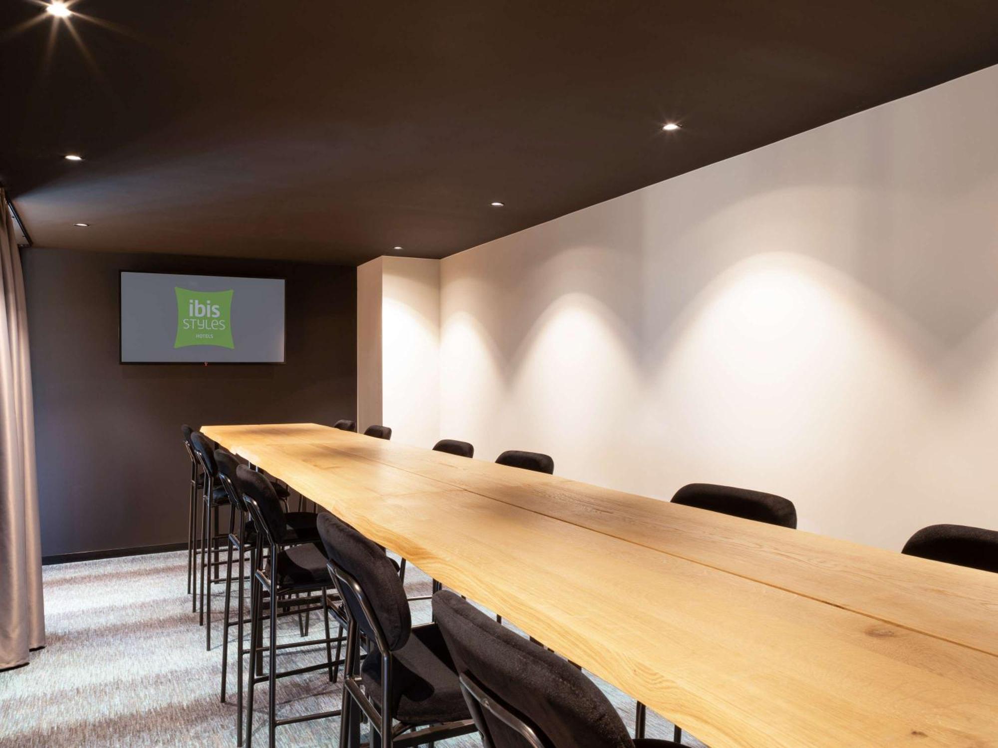 Ibis Styles Miramas Hotell Eksteriør bilde